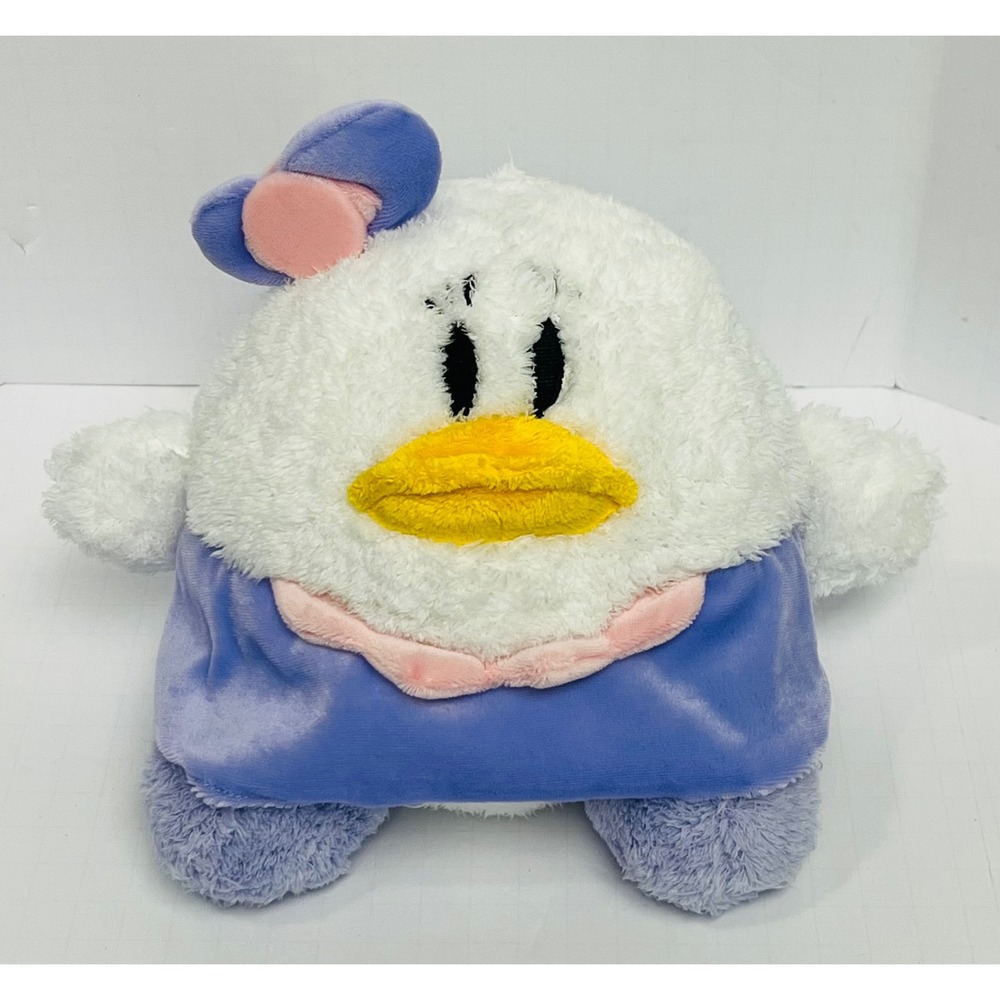 Disney Daisy Duck Plush Hong Kong Disneyland Exclusive Purple White 8 Inch Squat